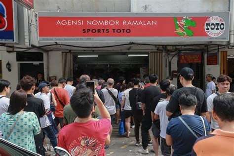 jackpot in Malay .